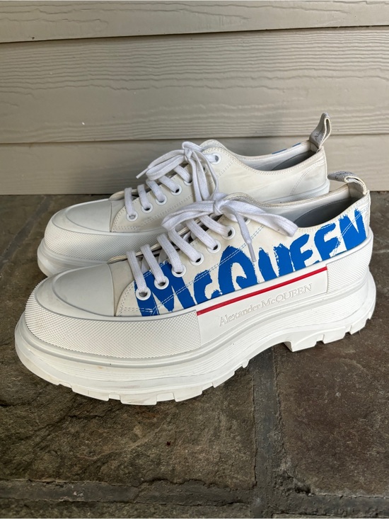Alexander McQueen Other - Alexander McQueen Tread Slick Graffiti Low Top Runway Sneakers 🔥